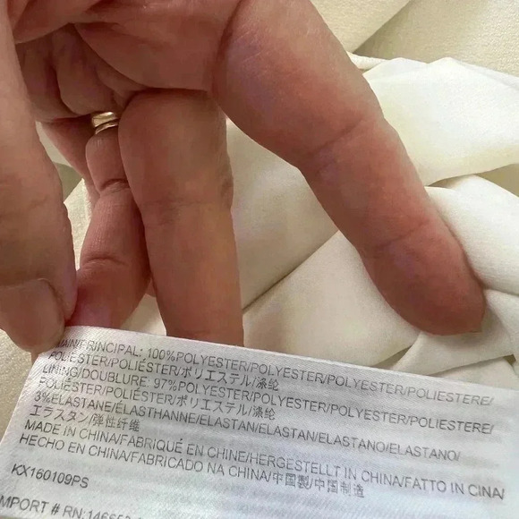 Keepsake Cream Ivory White Romper With Sash S - Picture 7 of 11